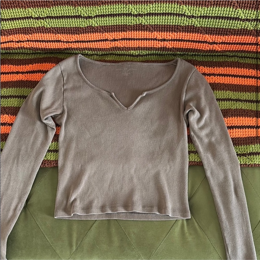 Brandy Melville Dusty Brown Long Sleeve Top